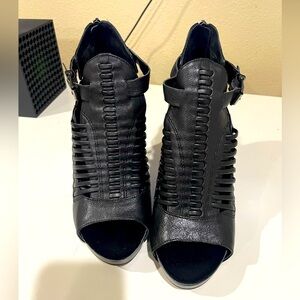 BCBGeneration Gregory heels